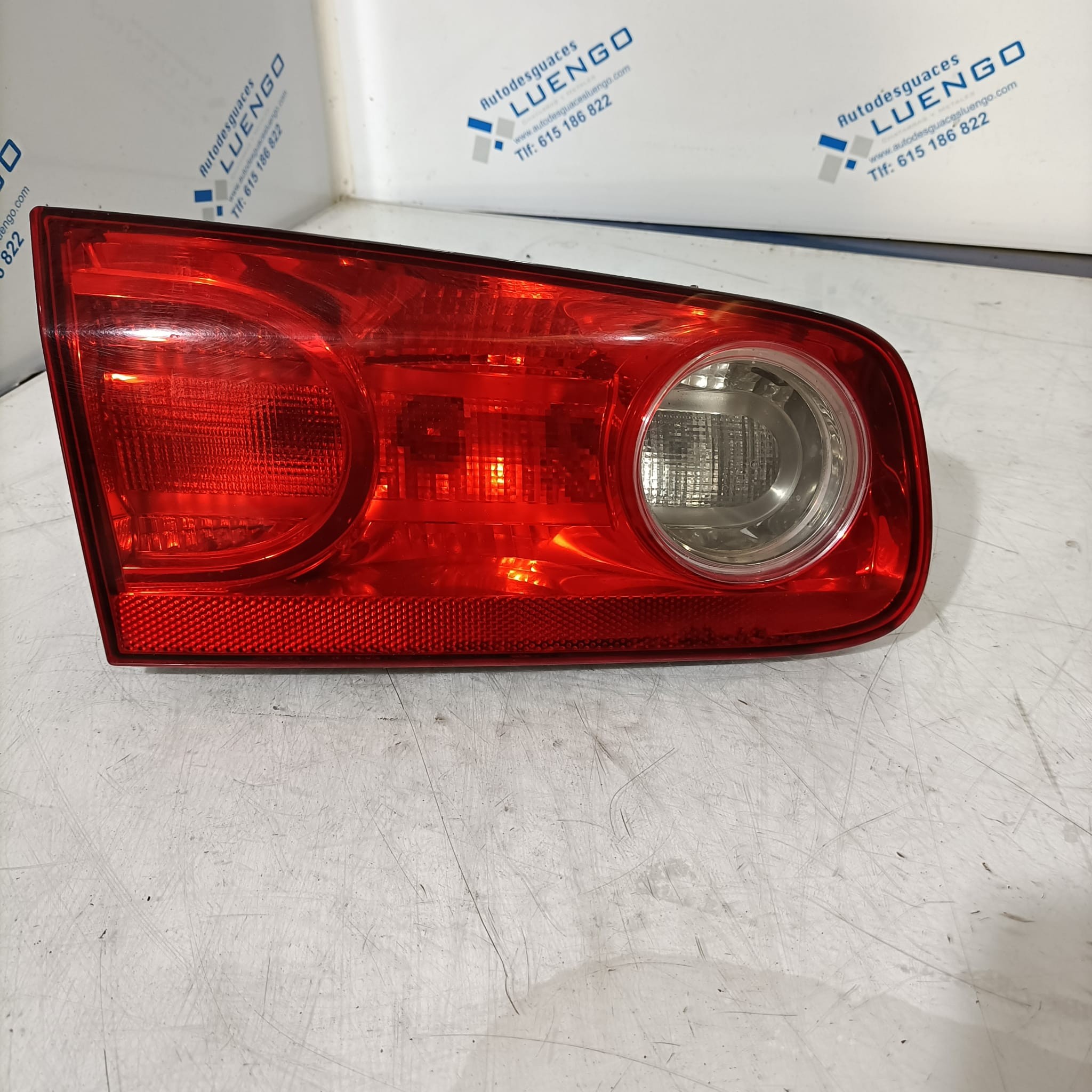 Faro trasero izquierdo Renault Laguna 2007