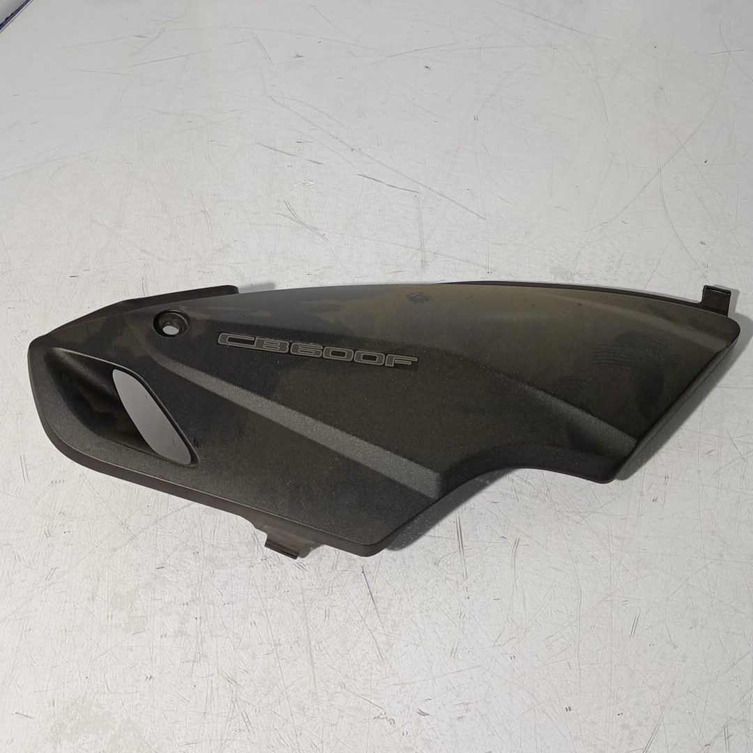 Lateral derecho Honda CB 600 F 2007