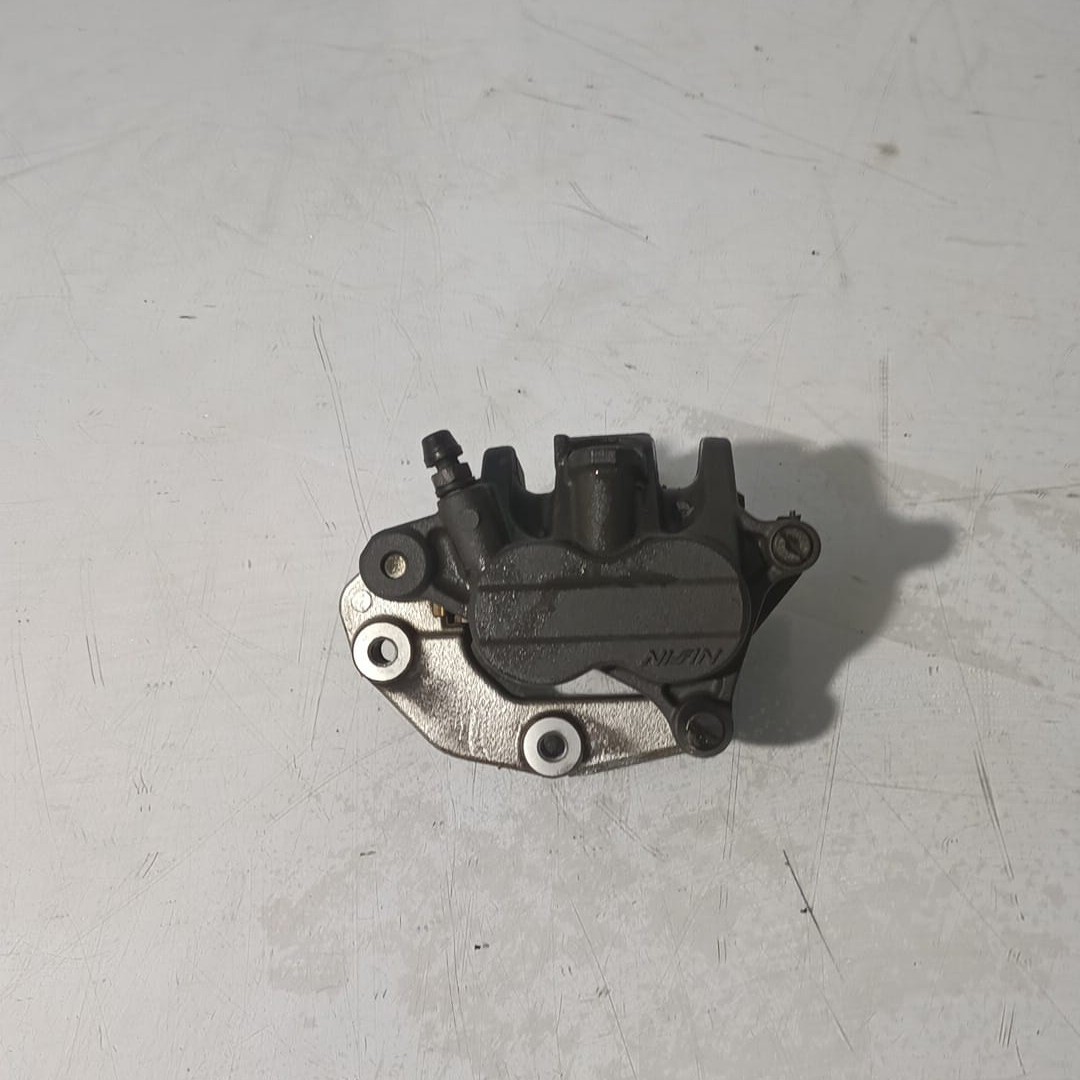 Pinza de freno delantera izquierda Kawasaki Z750 2007