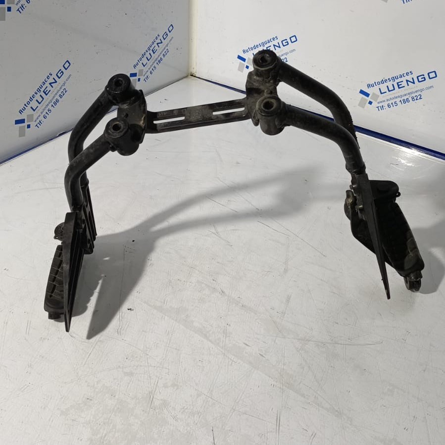 Estriberas de pasajero KTM 390 Duke ABS 2018