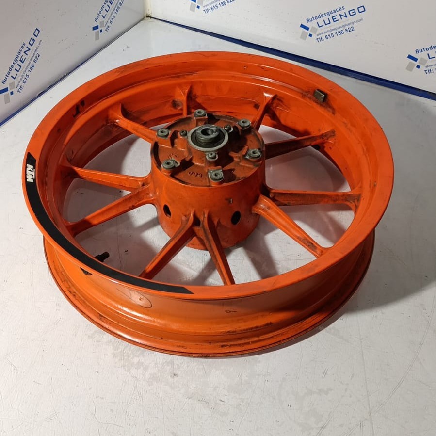 Llanta trasera KTM 390 Duke ABS 2018