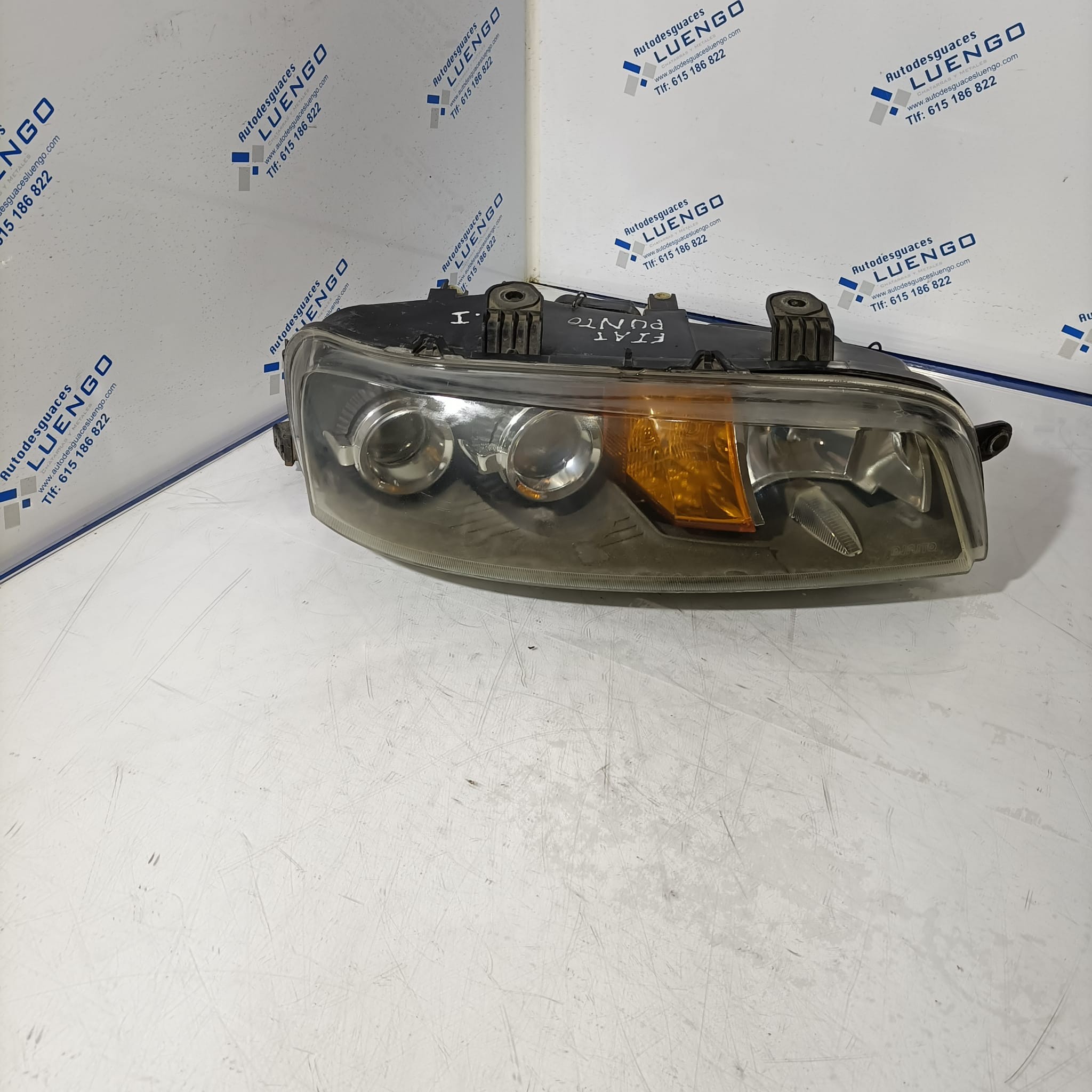 Faro delantero derecho Fiat Punto 2007