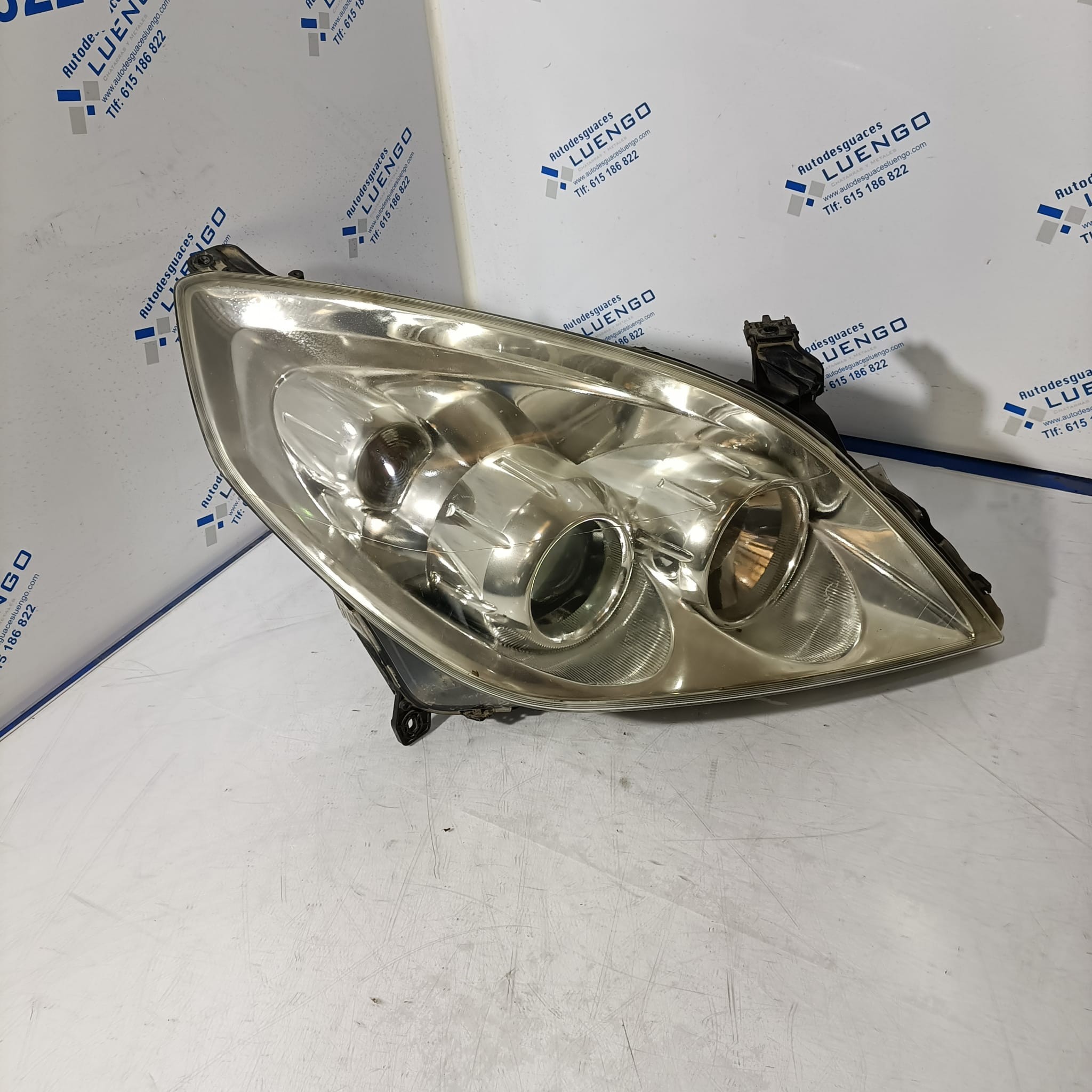 Faro delantero derecho Opel Vectra 2007