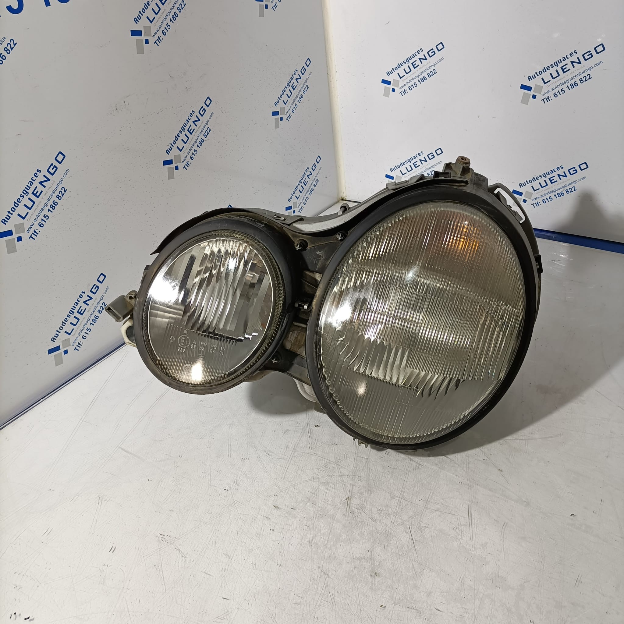 Faro delantero derecho Mercedes E 1995-2001