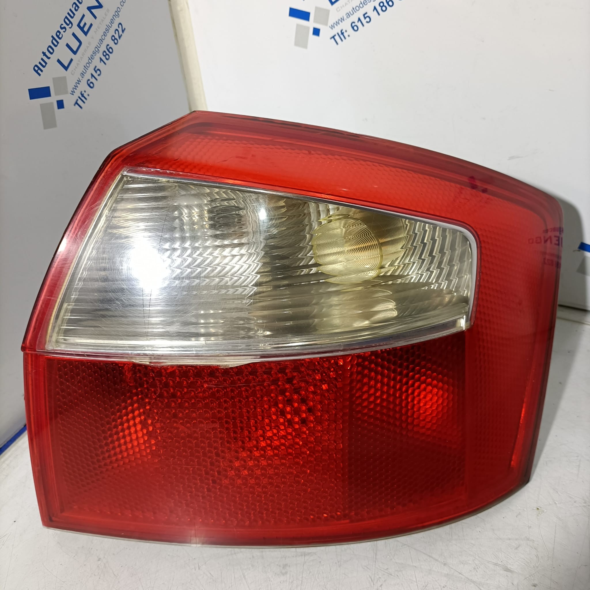 Piloto trasero derecho Audi A4 2002