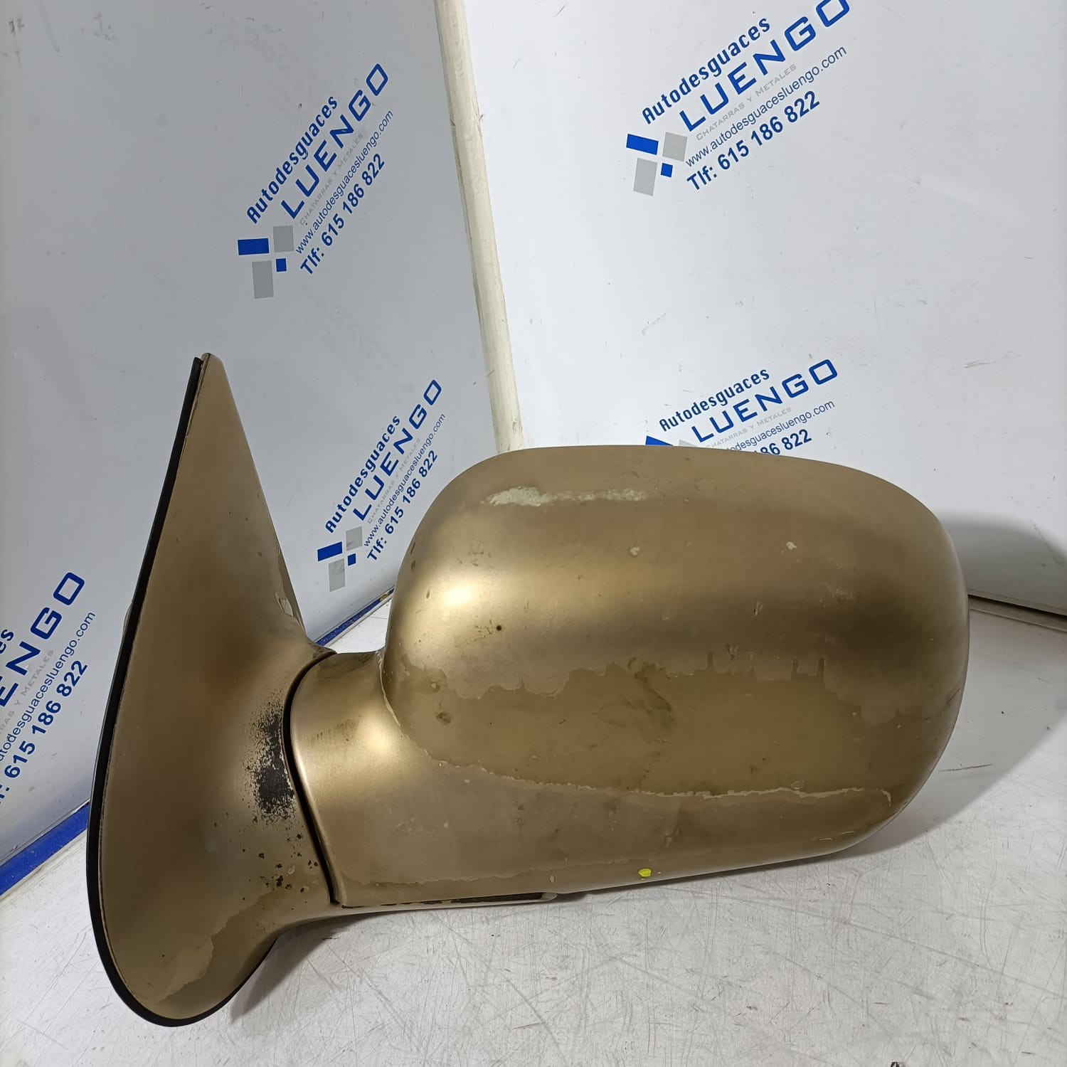 Retrovisor izquierdo Hyundai Santa Fe 2001