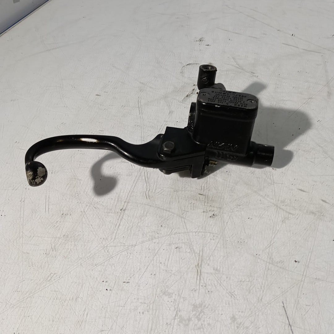 Bomba de freno delantera Yamaha Nmax 125 2020