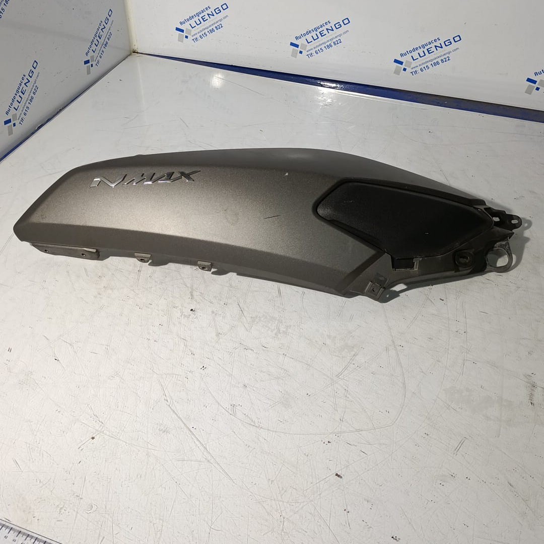 Lateral trasero derecho Yamaha Nmax 125 2020