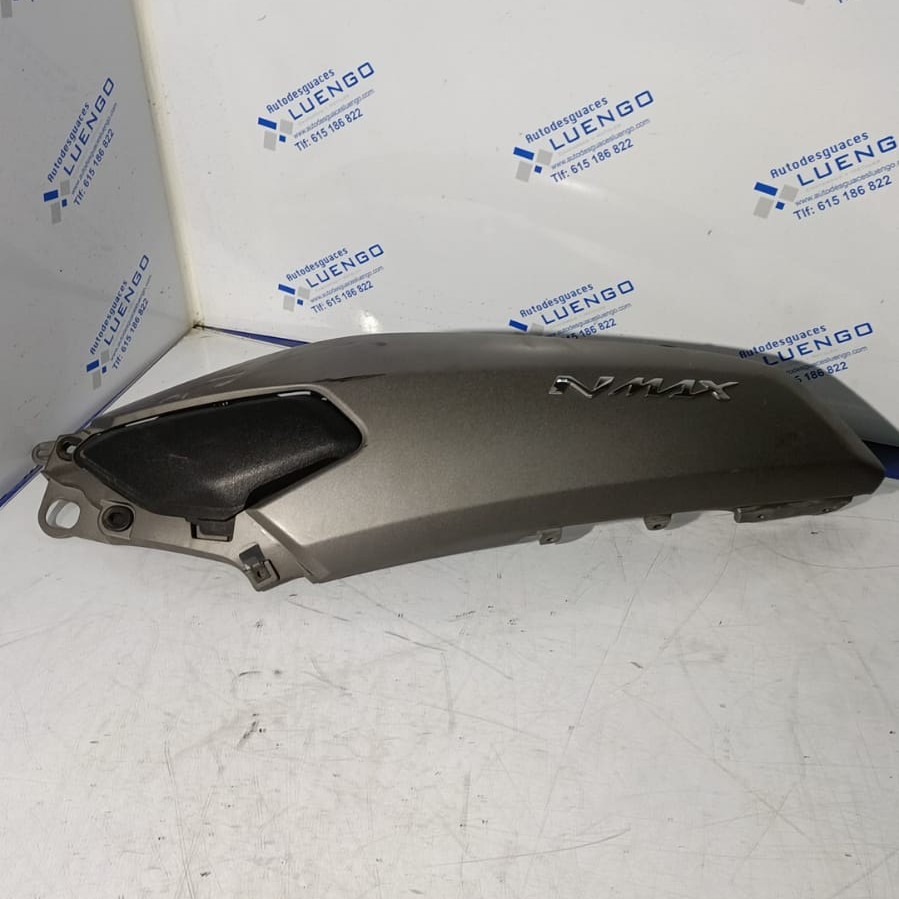 Lateral trasero izquierdo Yamaha Nmax 125 2020