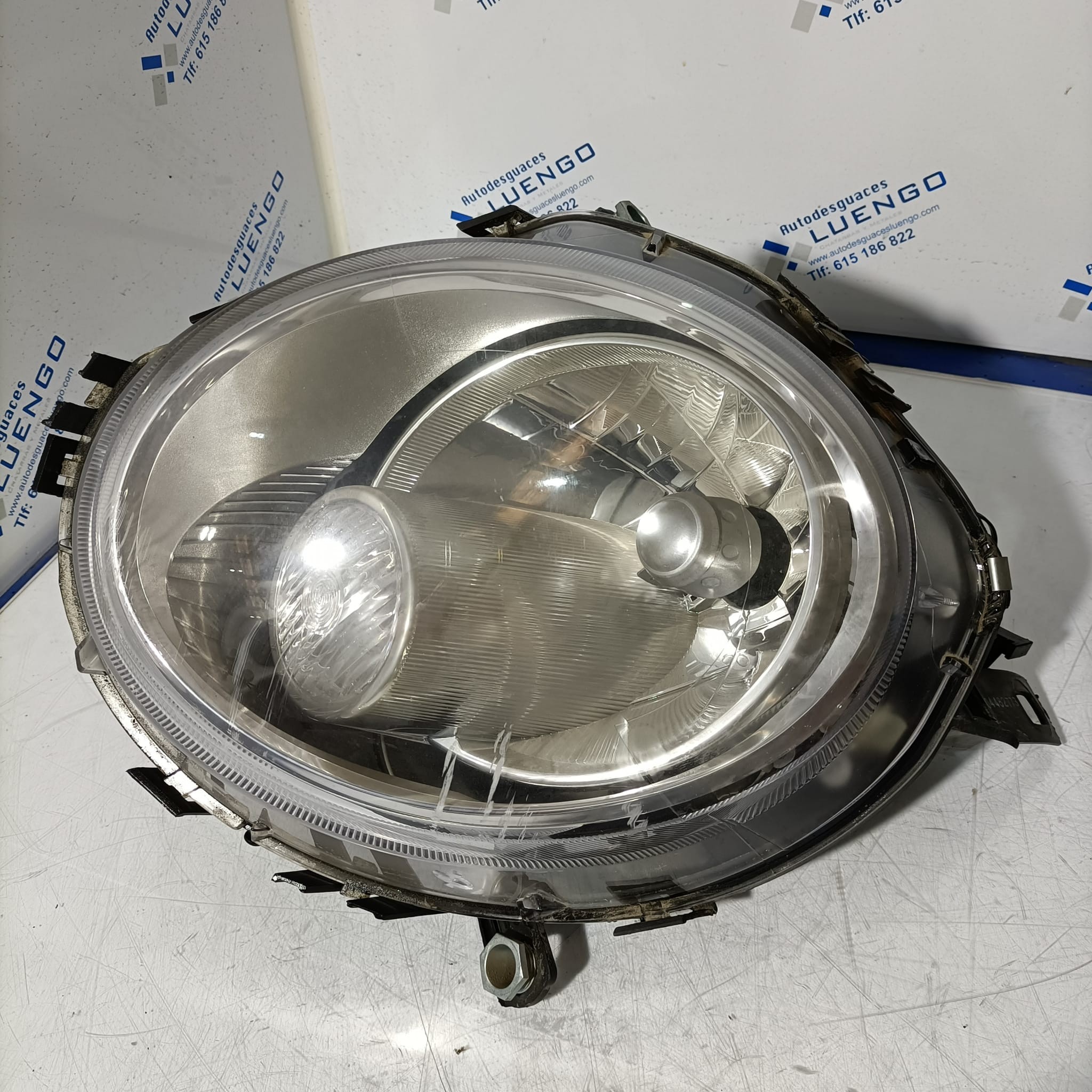 Faro delantero izquierdo Mini Cooper 1.6 HDI 2009