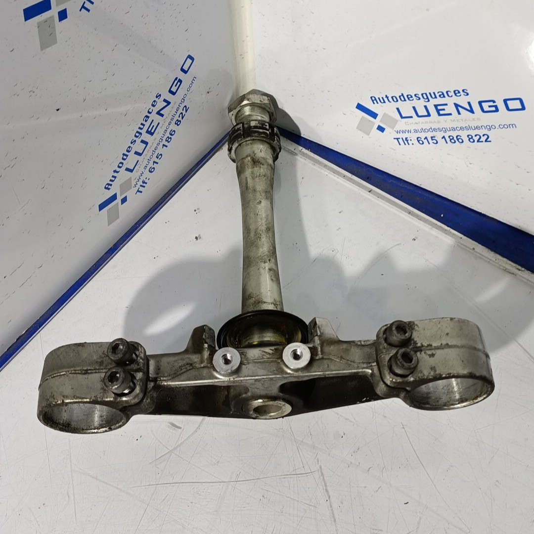 Tija de dirección Yamaha R6 2003