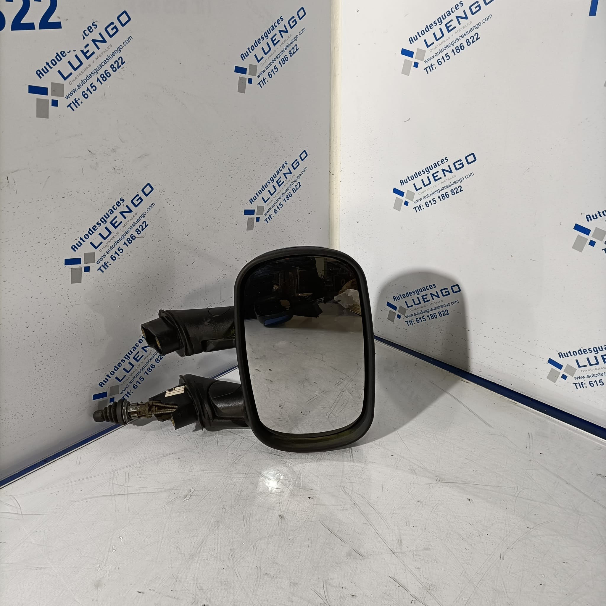 Retrovisor derecho Fiat Doblo 2004