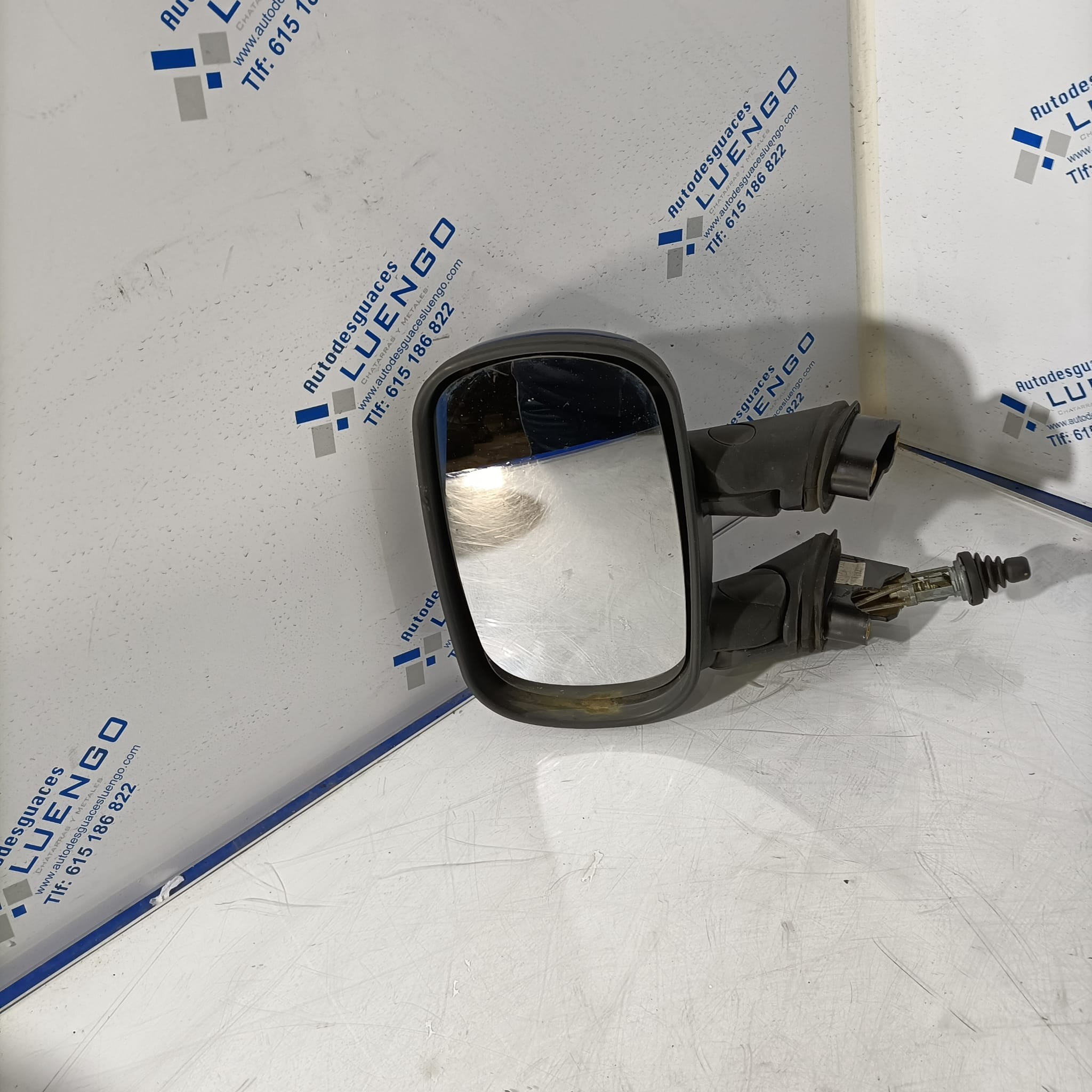 Retrovisor izquierdo Fiat Doblo 2004