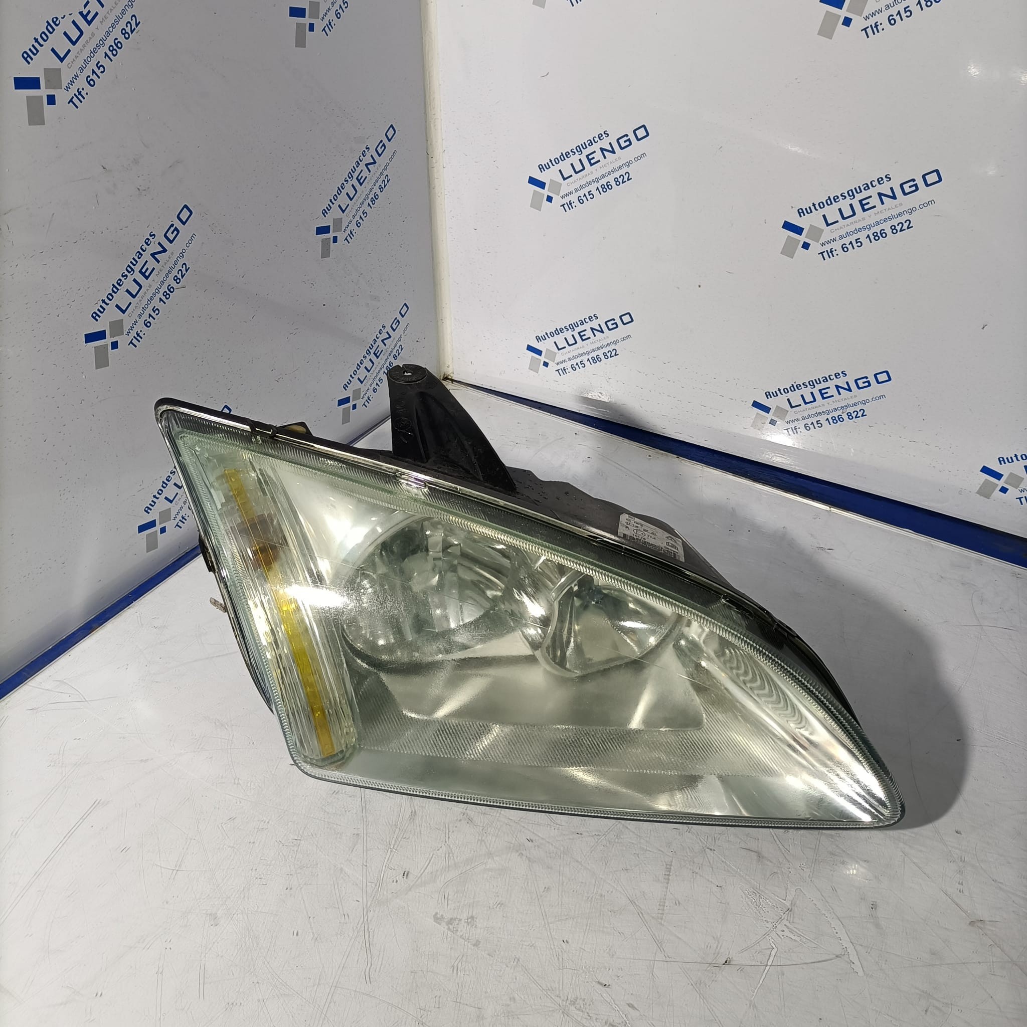 Faro delantero derecho Ford Focus 2006-2007