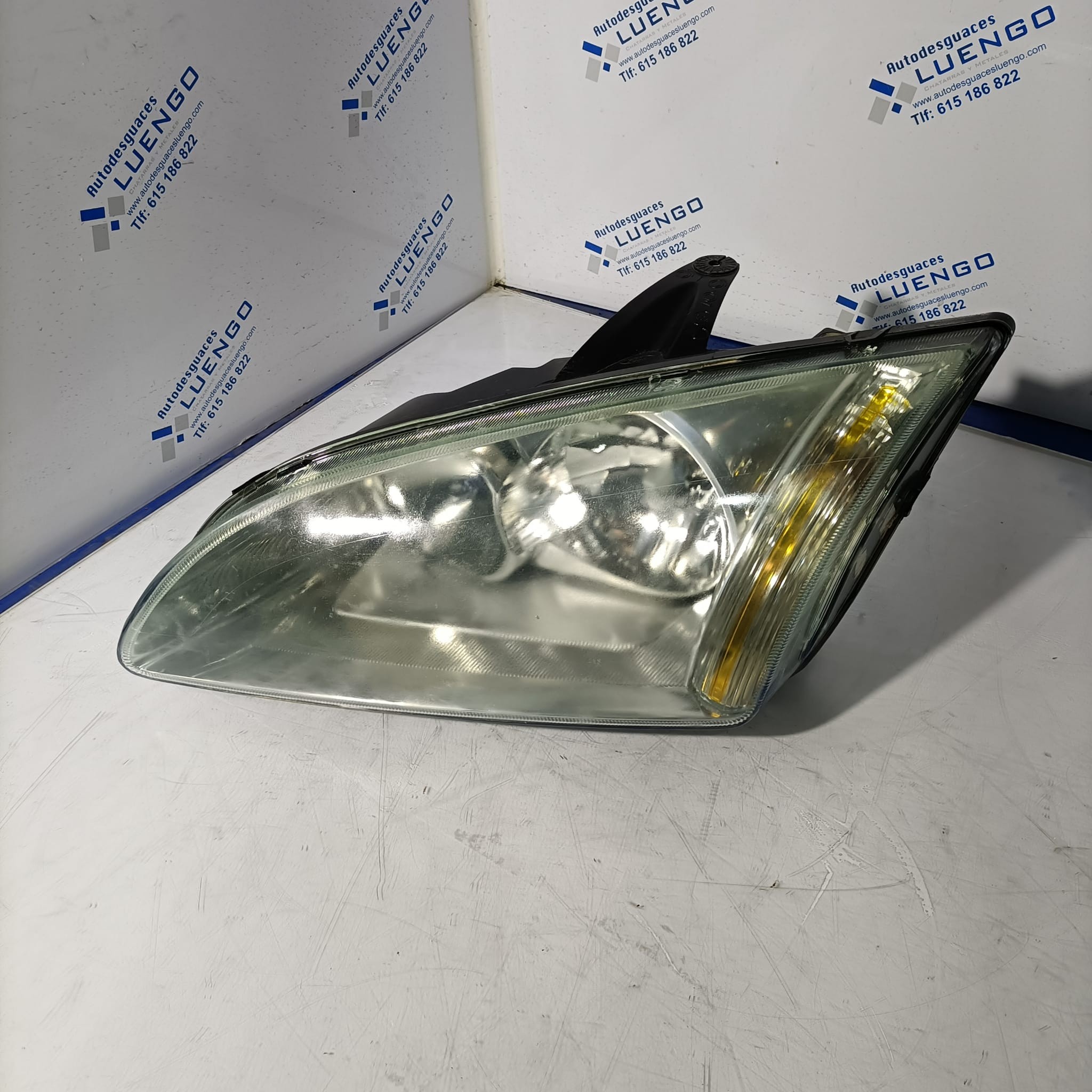 Faro delantero izquierdo Ford Focus 2006-2007