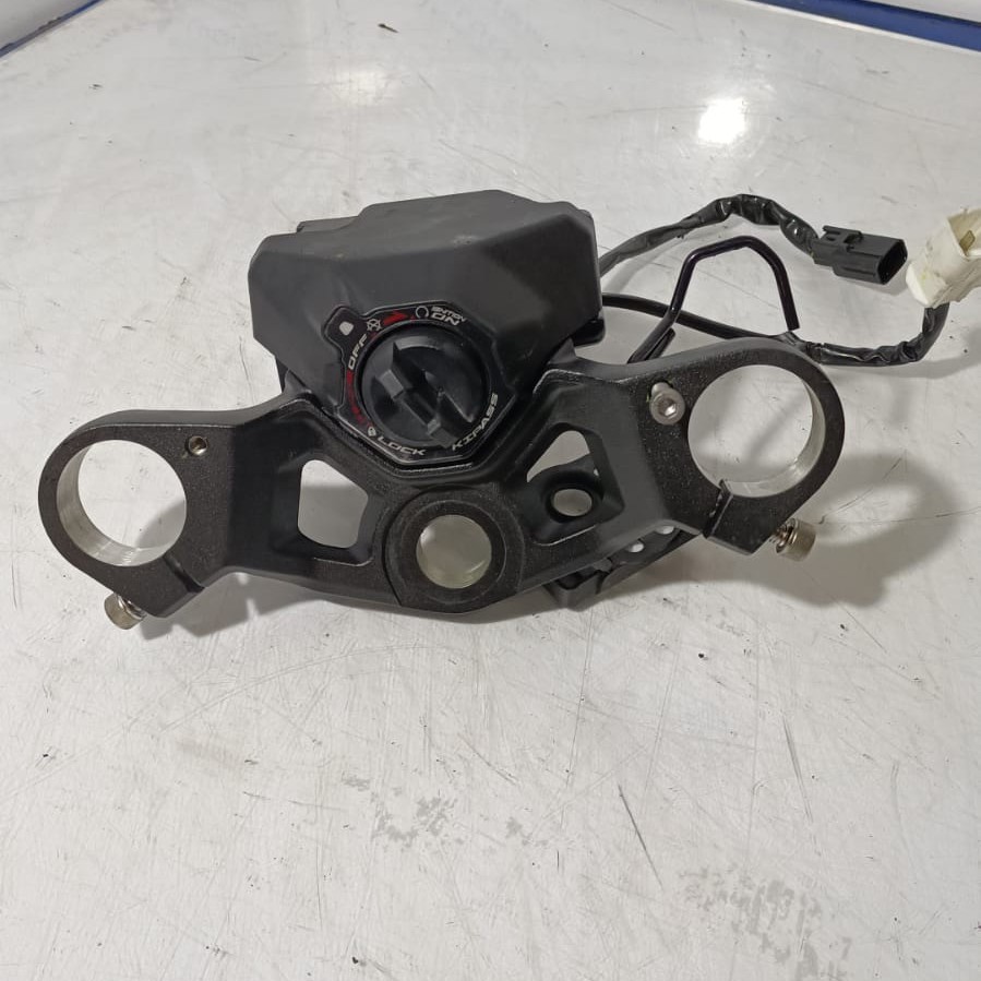 Clausor/Tija superior Kawasaki Ninja 500 2024