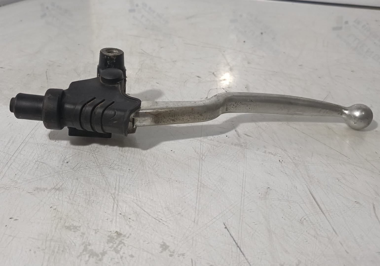 Soporte de maneta de embrague Suzuki SV 650 Gladius 2009
