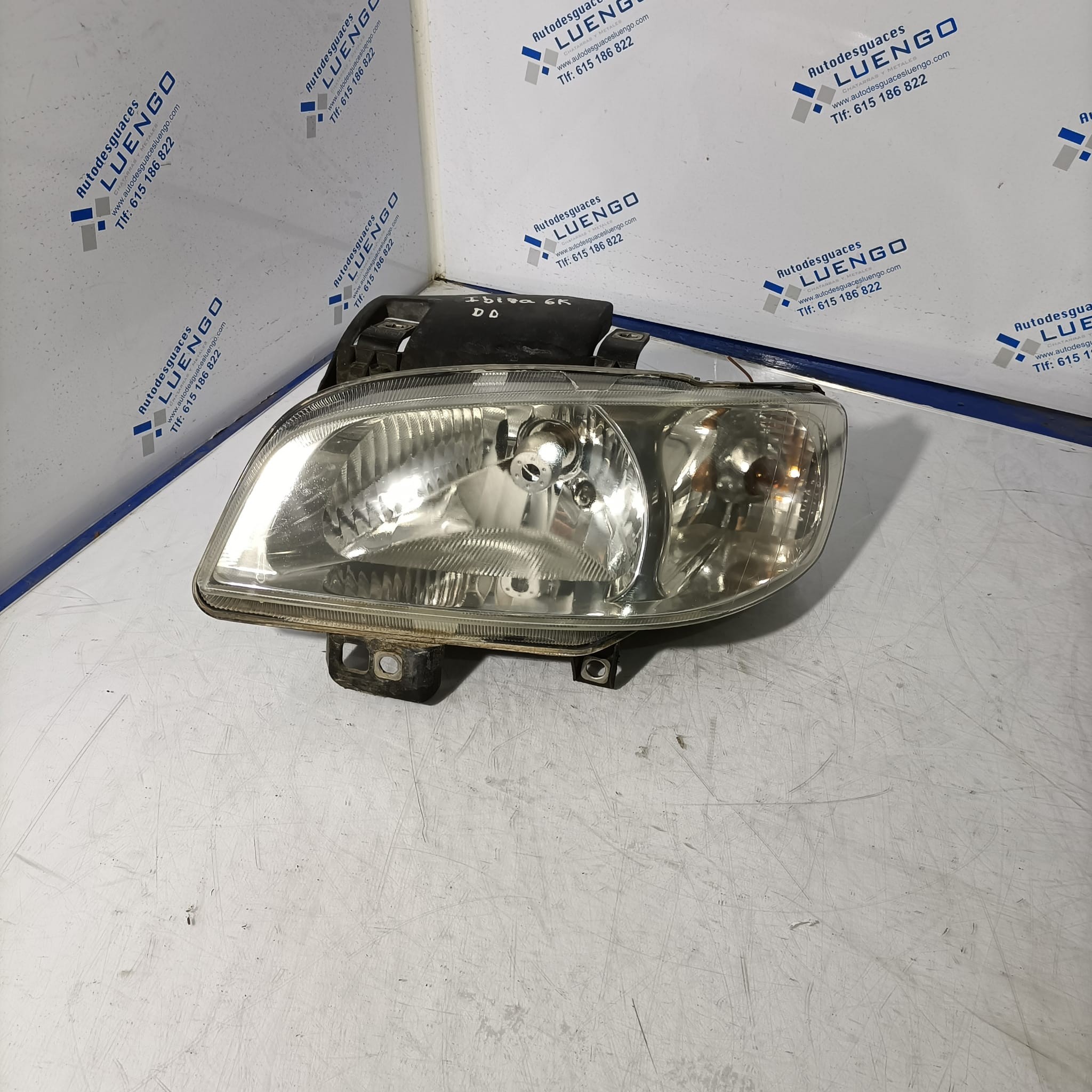 Faro delantero izquierdo Seat Ibiza 2000