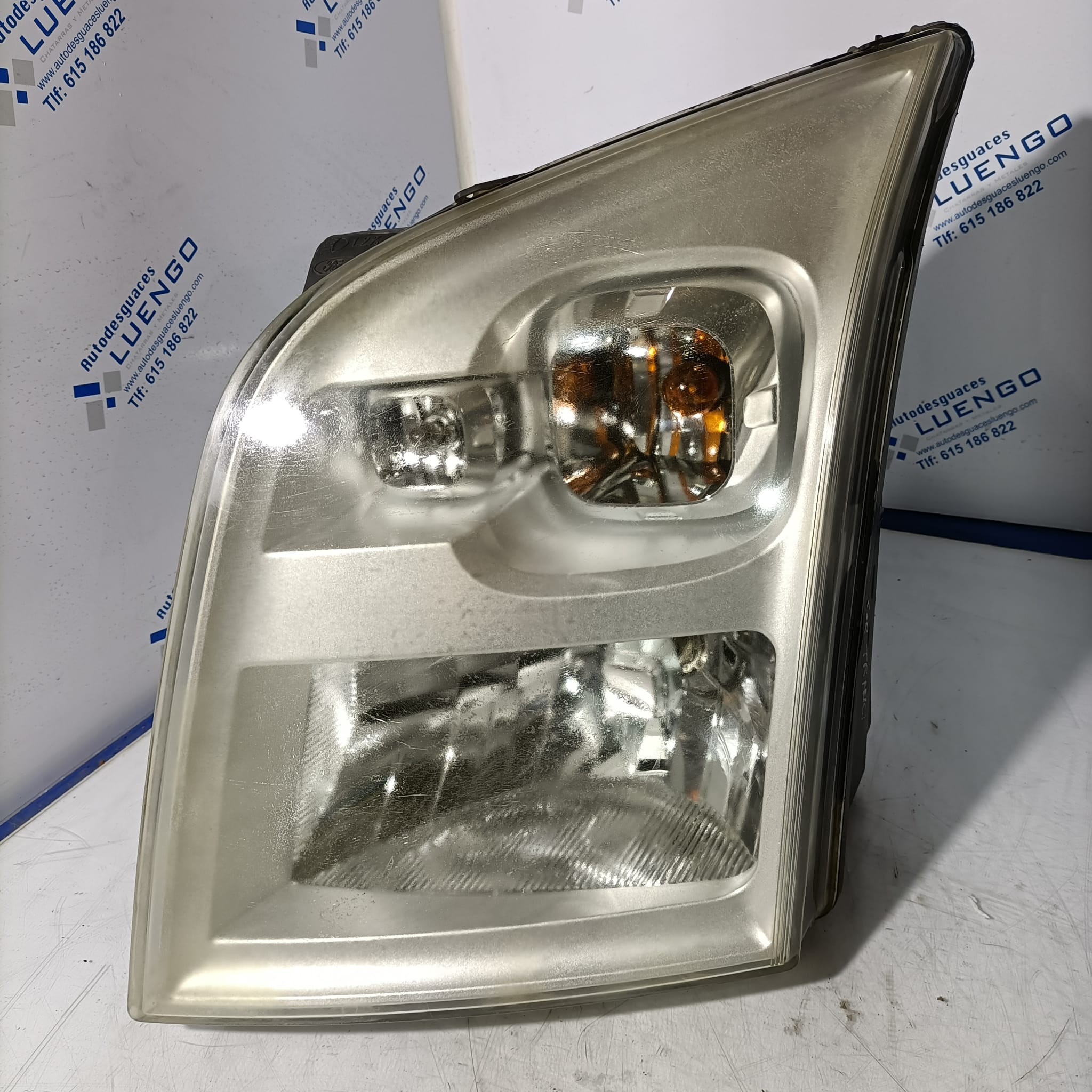 Faro delantero izquierdo Ford Transit 2005-2008