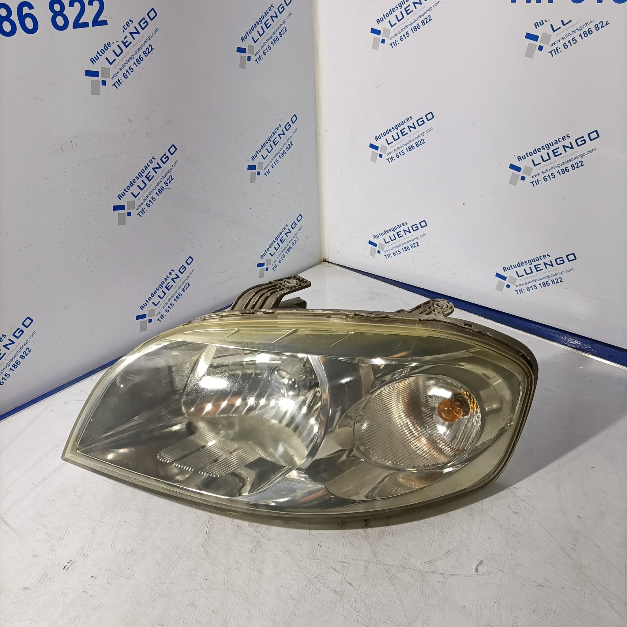 Faro delantero izquierdo Chevrolet Aveo 2008