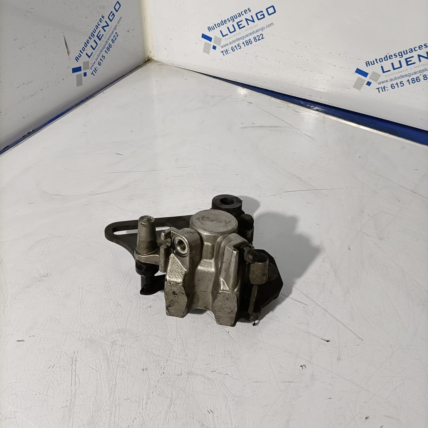 Pinza de freno trasero Honda Varadero 125 2008