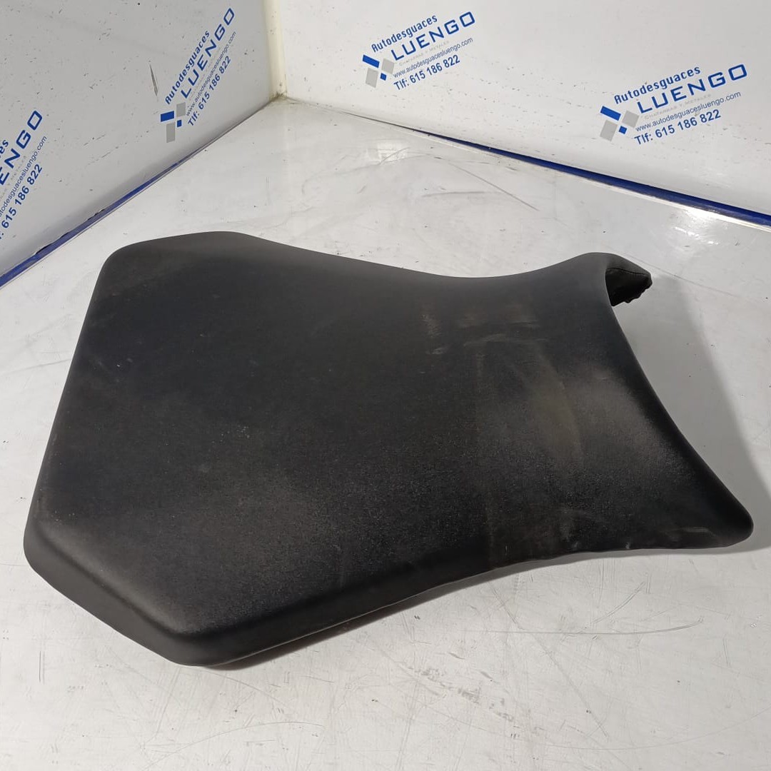 Asiento Yamaha R1 2002