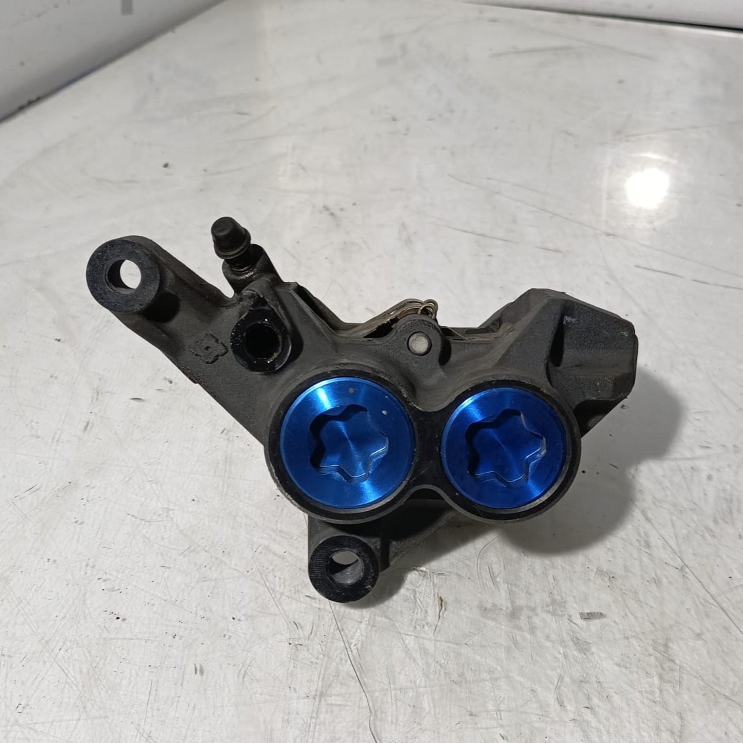Pinza de freno delantero izquierdo Yamaha R1 2002