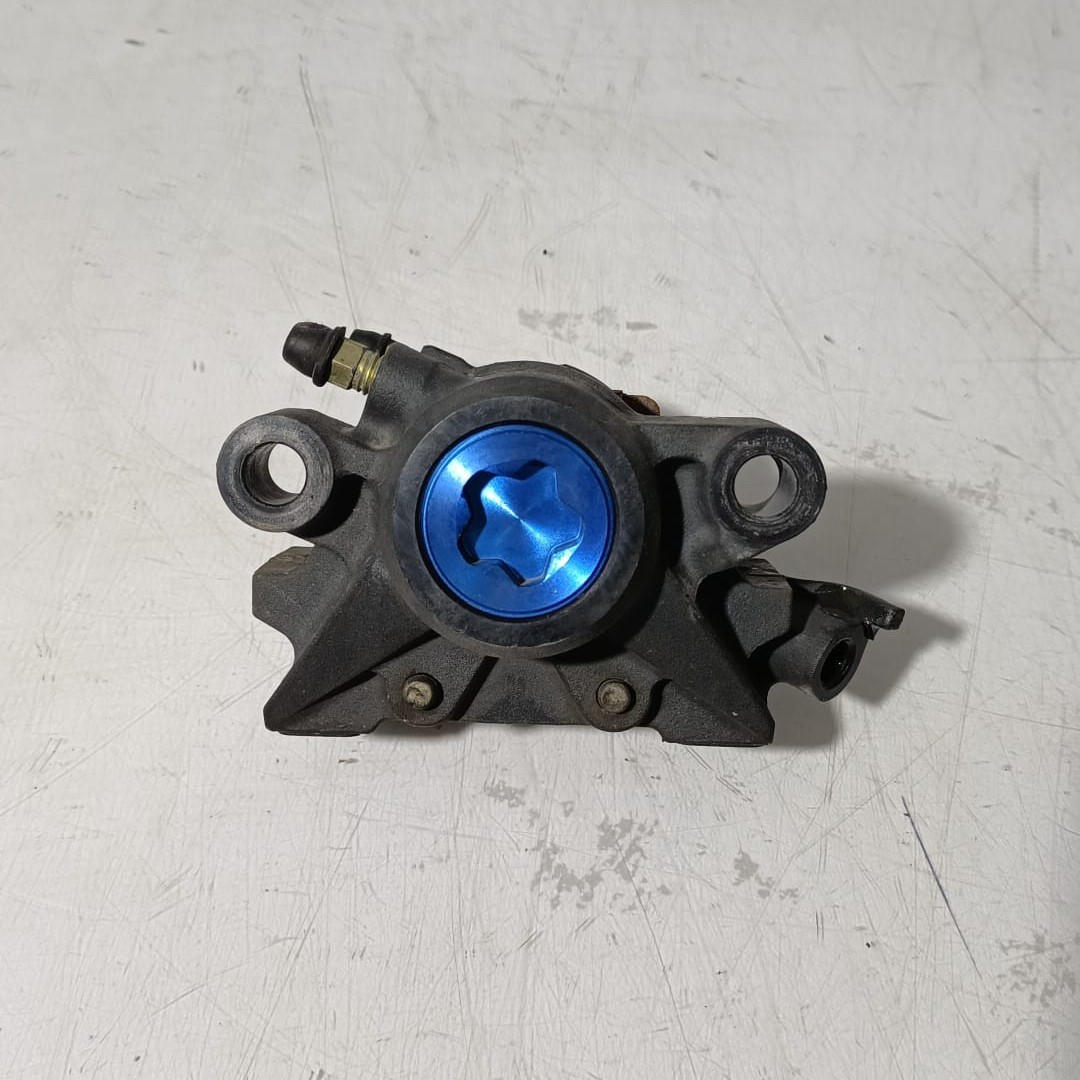 Pinza de freno trasera Yamaha R1 2002