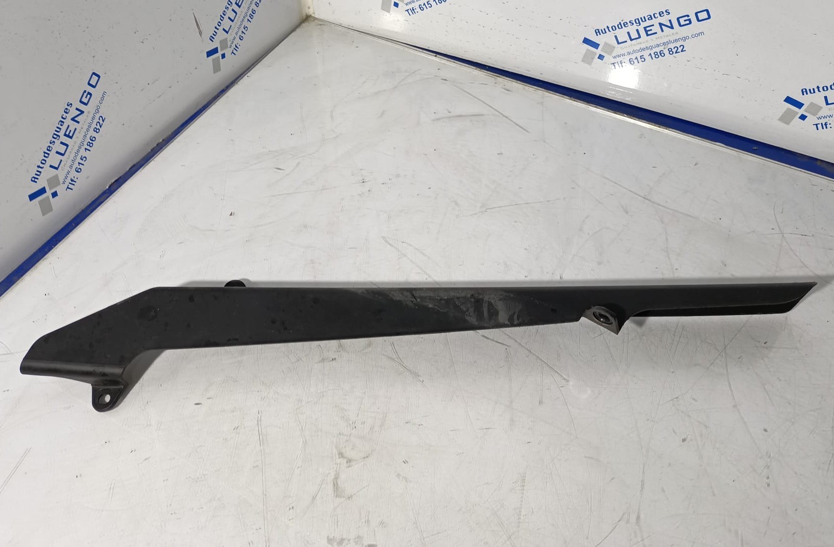Protector de cadena Yamaha R1 2002