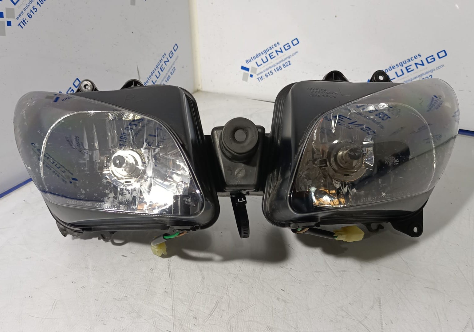 Faro Yamaha R1 2002