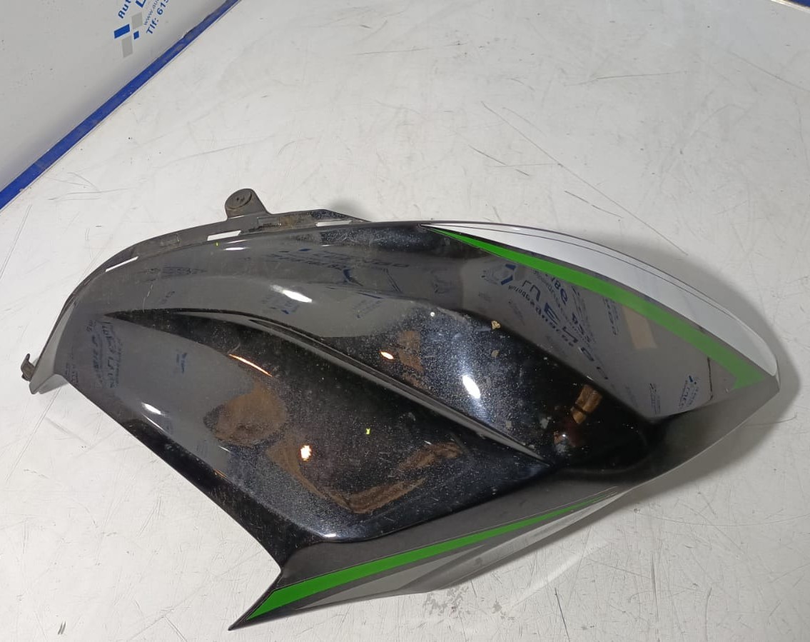 Lateral derecho de depósito Kawasaki Z800 2016