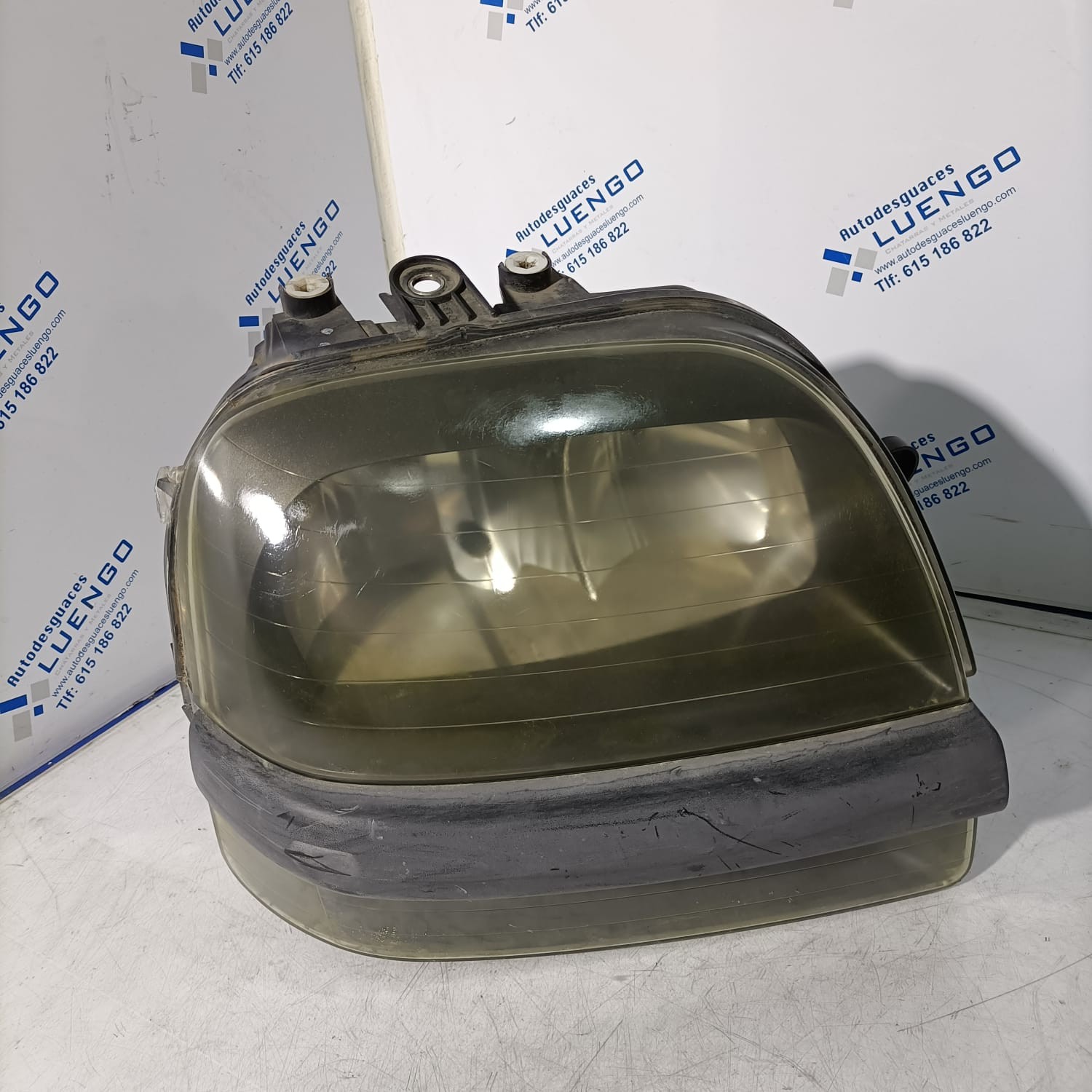Faro delantero derecho Fiat Doblo 2004