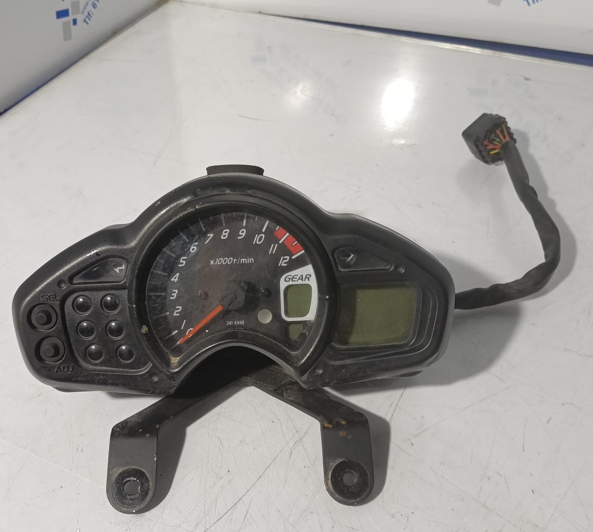 Cuadro cuenta km Suzuki Gladius 650 2012