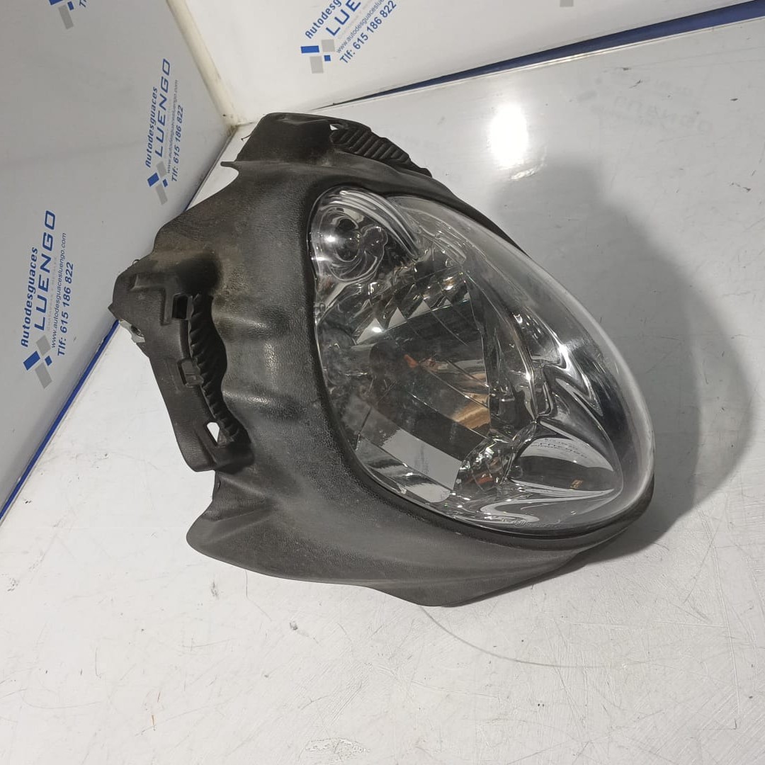 Faro delantero Suzuki Gladius 650 2012