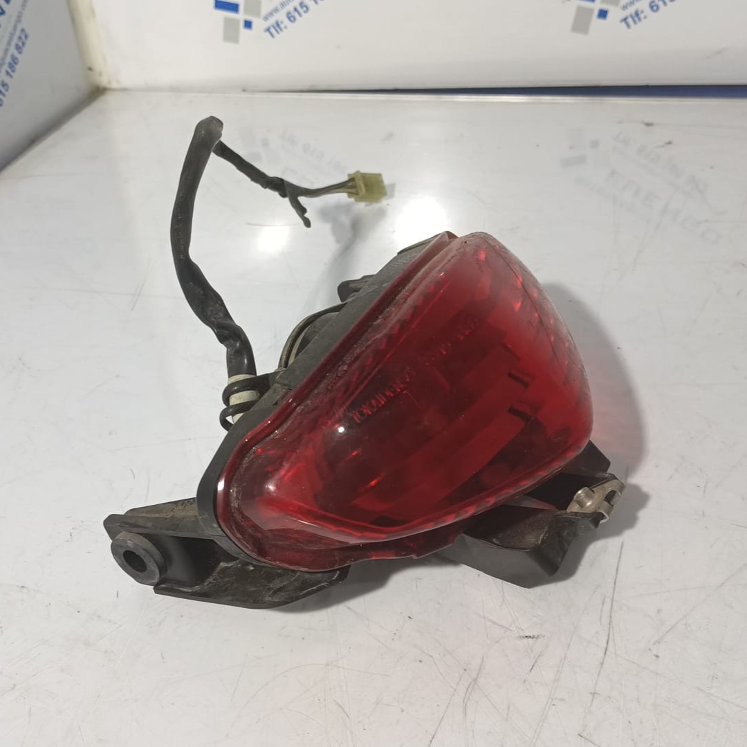 Piloto trasero Suzuki Gladius 650 2012