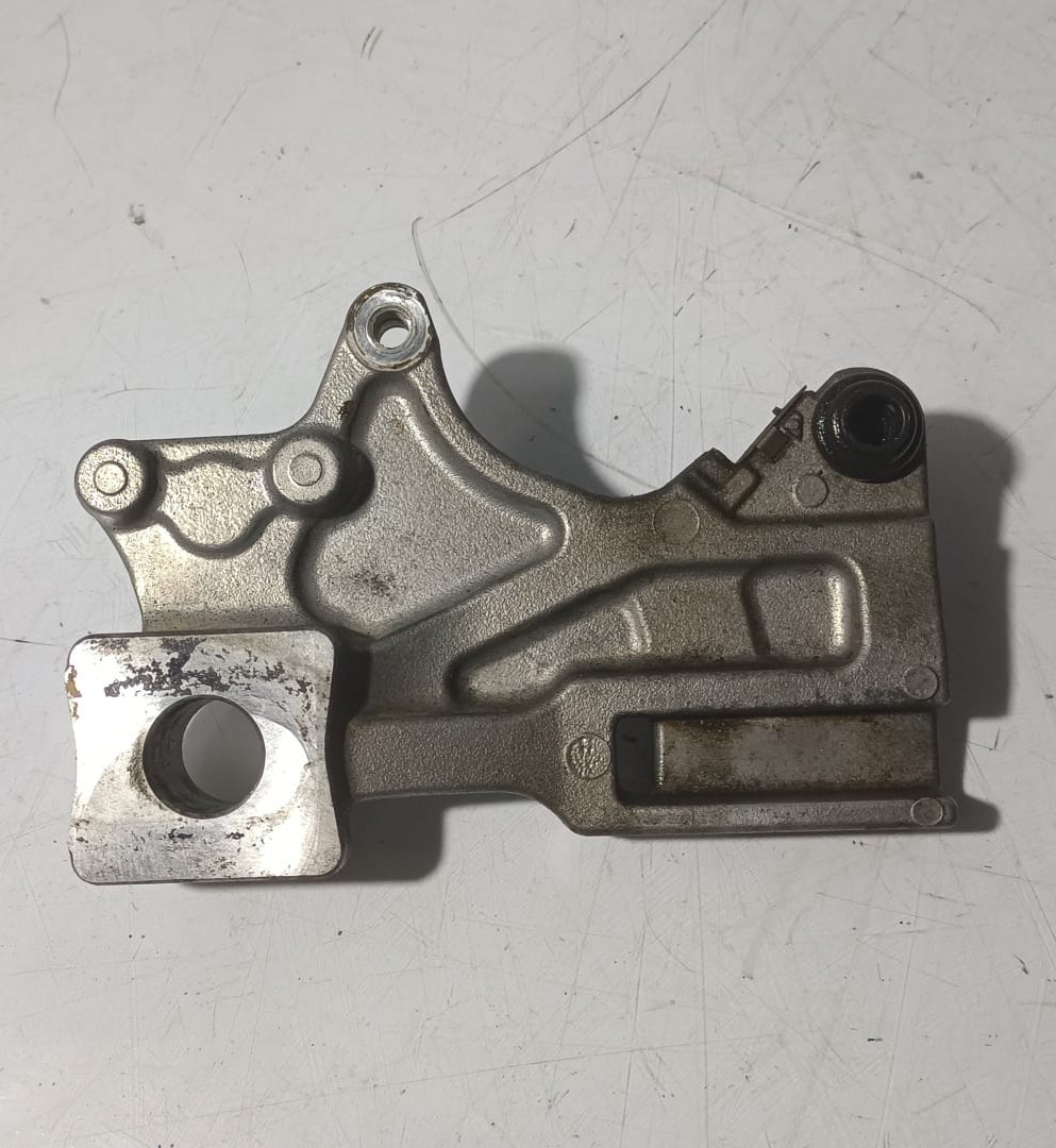 Soporte de pinza de freno trasero Suzuki Gladius 650 2012