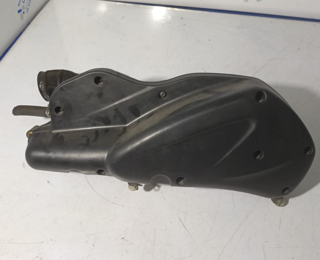 Caja de filtro de aire Piaggio Beverly 300 2021