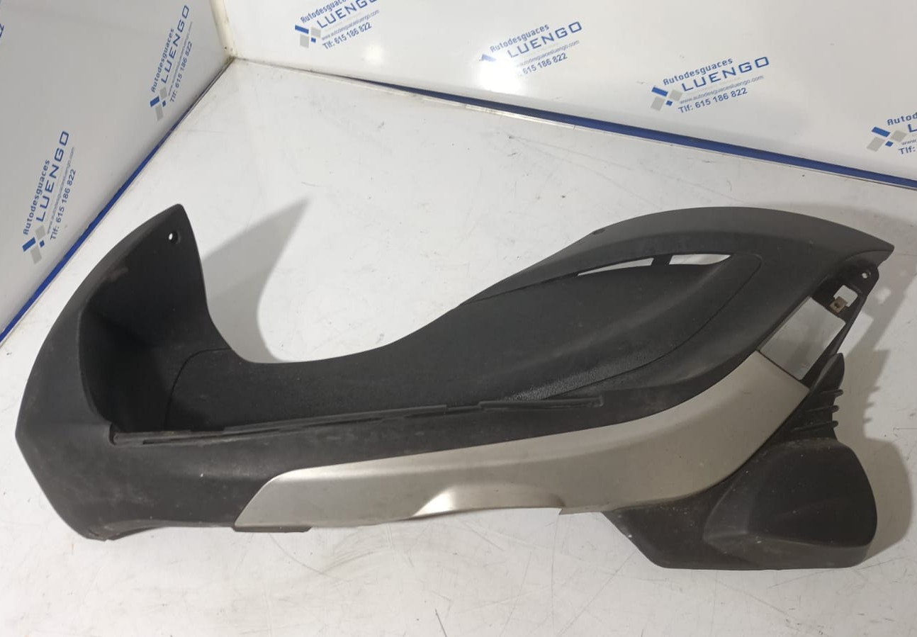 Suelo lado izquierdo Piaggio Beverly 300 2021