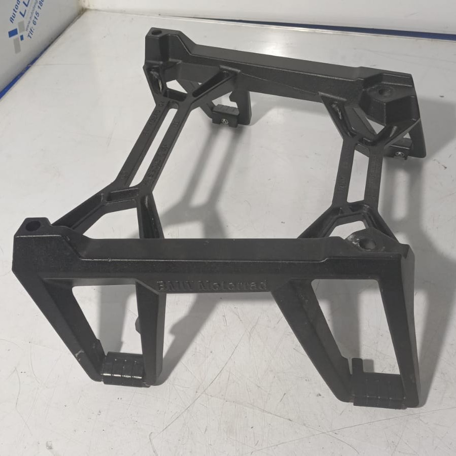 Soporte de maletas laterales BMW F900 R Sport 2023