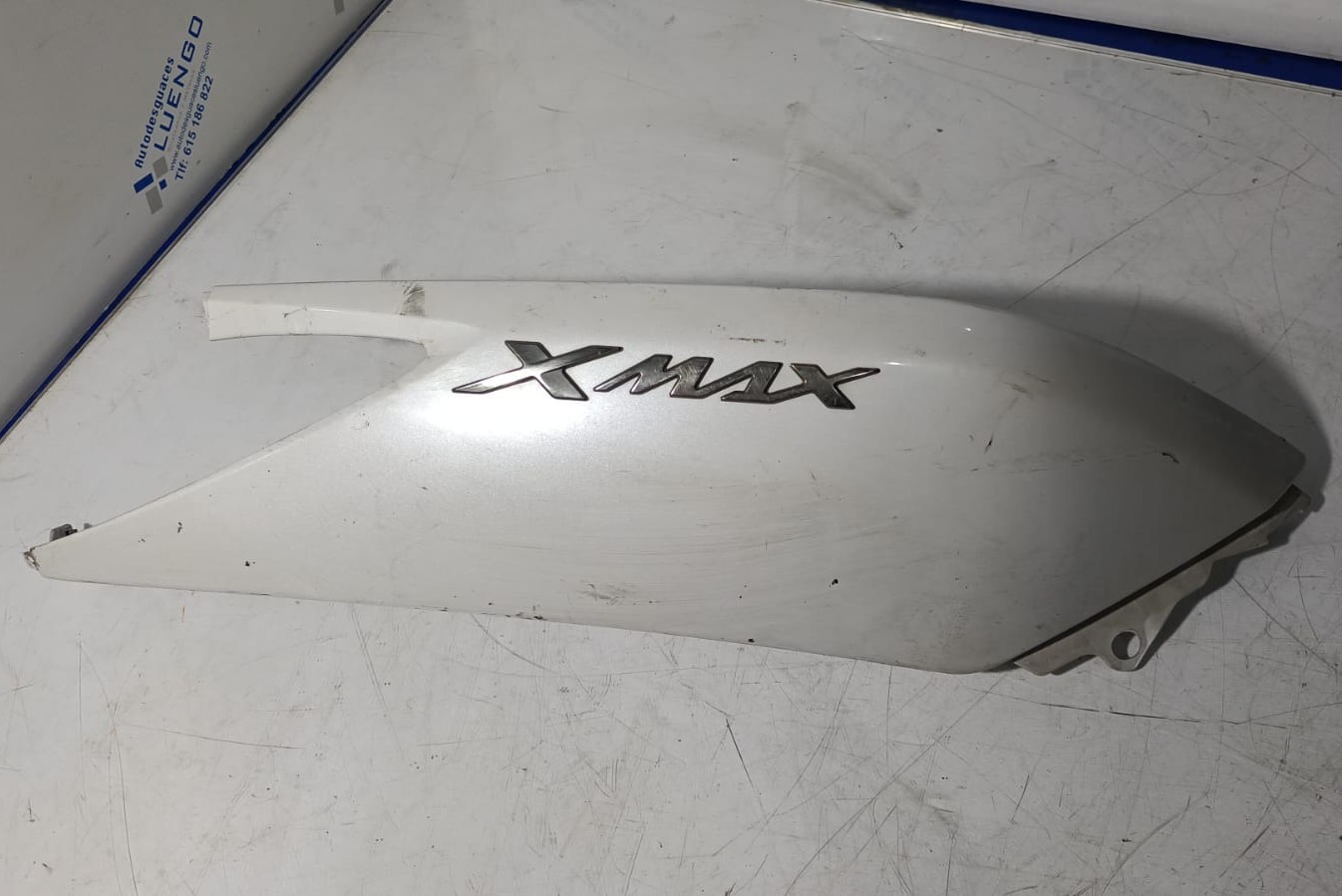 Lateral trasero derecho Yamaha Xmax 250 2009