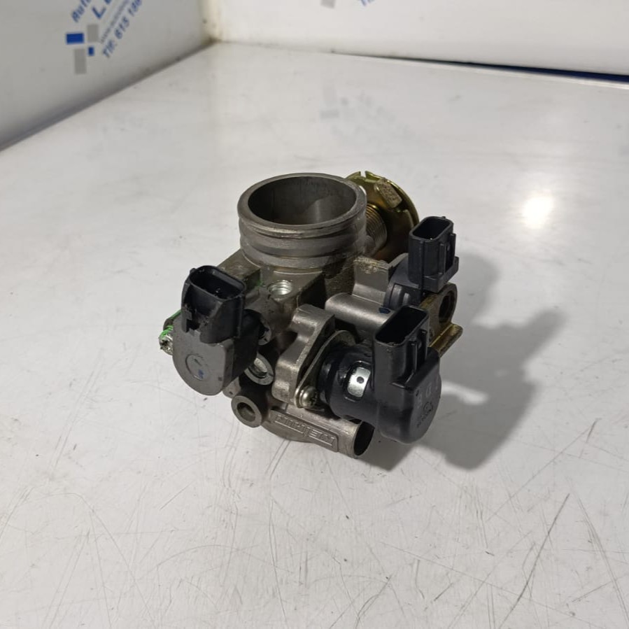 Cuerpo de mariposas Kawasaki J300 2019