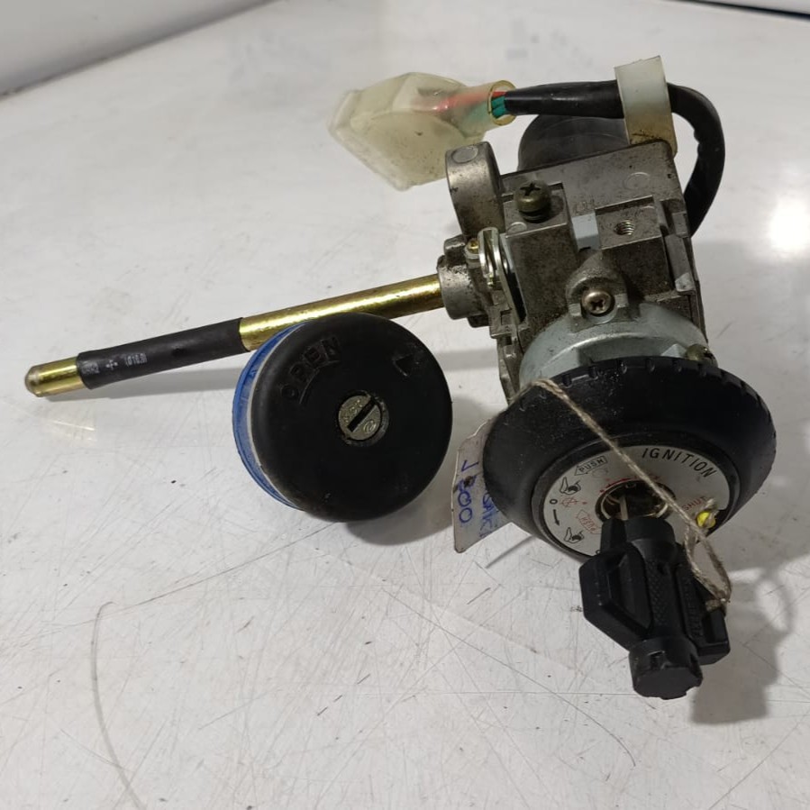 Juego de cerraduras Kawasaki J300 2019