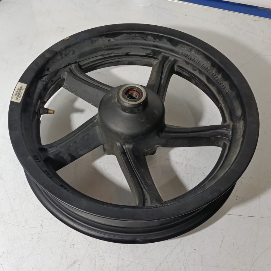 Llanta delantera Kawasaki J300 2019