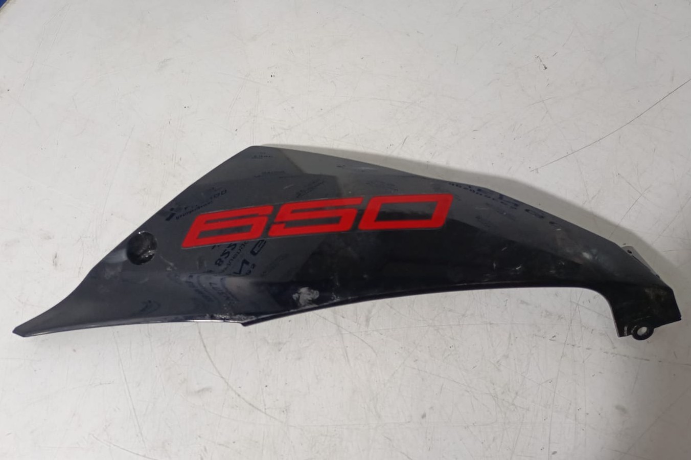 Quilla lado derecho Kawasaki Ninja 650 2024
