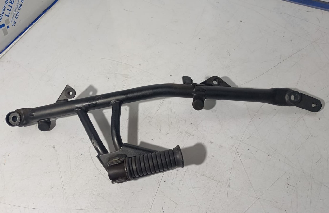 Estribera de pasajero lado izquierdo Kawasaki Vulcan S 650 2016