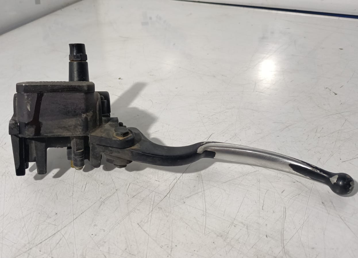 Bomba de freno trasero Yamaha Xmax 250 2009