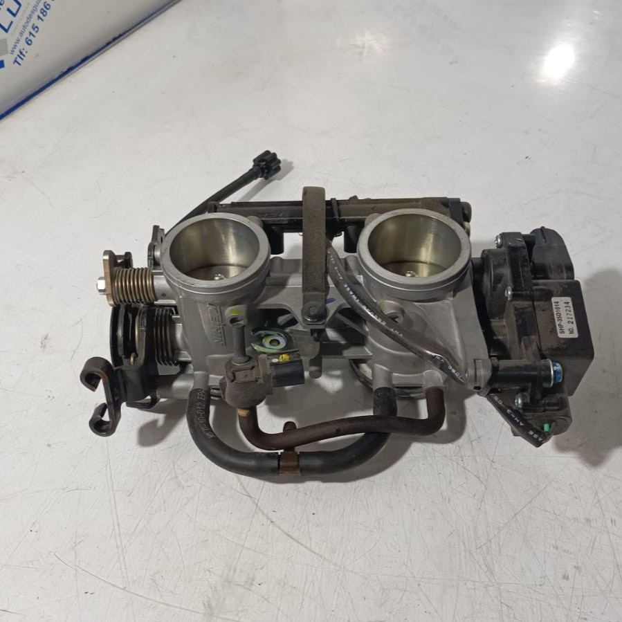 Cuerpo de mariposas Kawasaki Ninja 650 2024