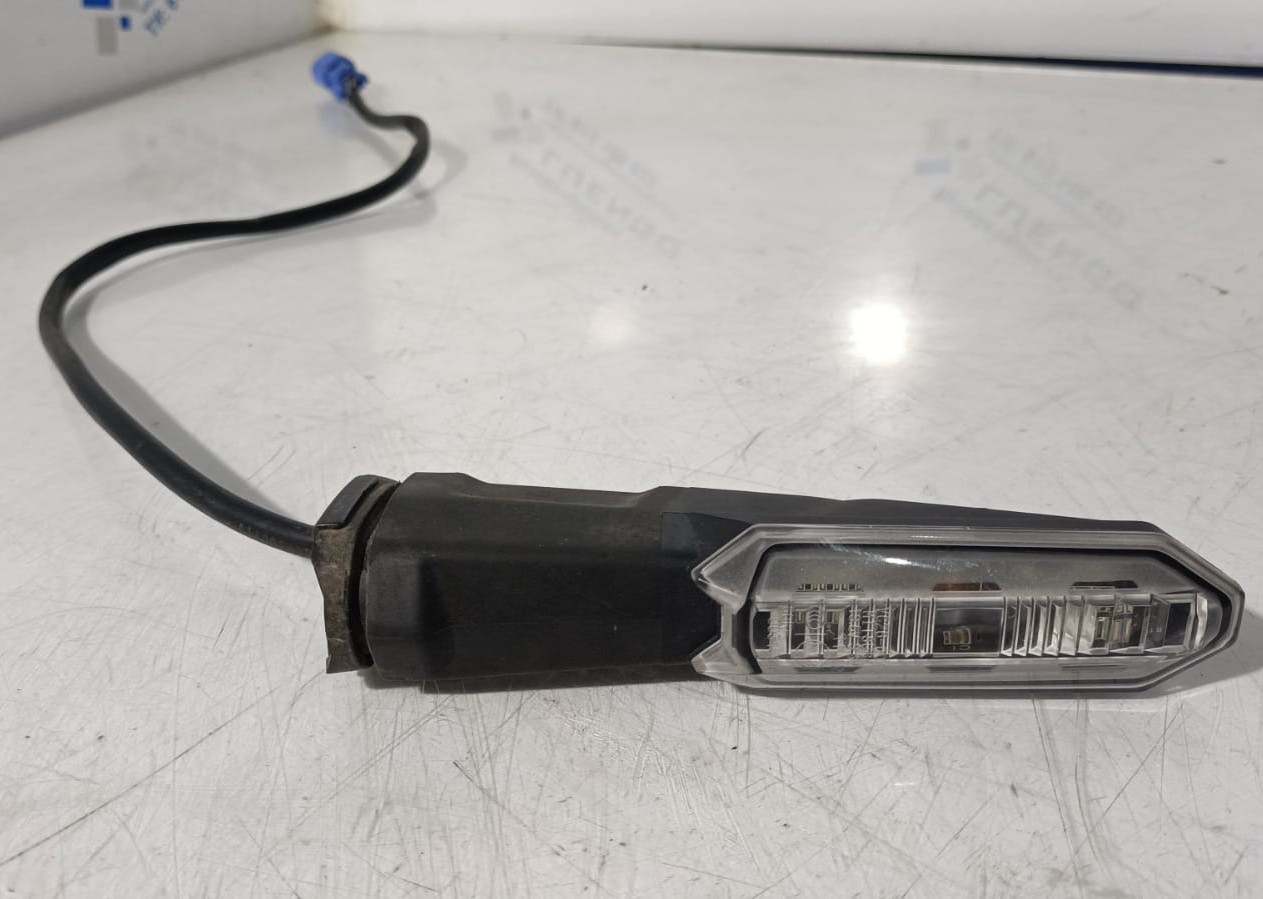 Intermitente delantero lado derecho Kawasaki Ninja 650 2024