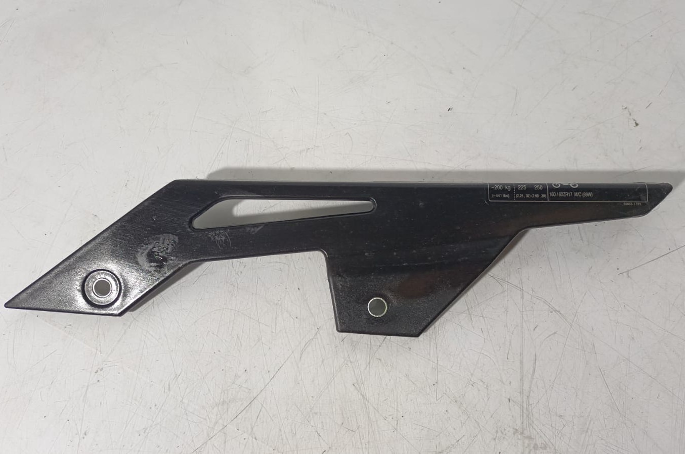 Protector de cadena Kawasaki Ninja 650 2024