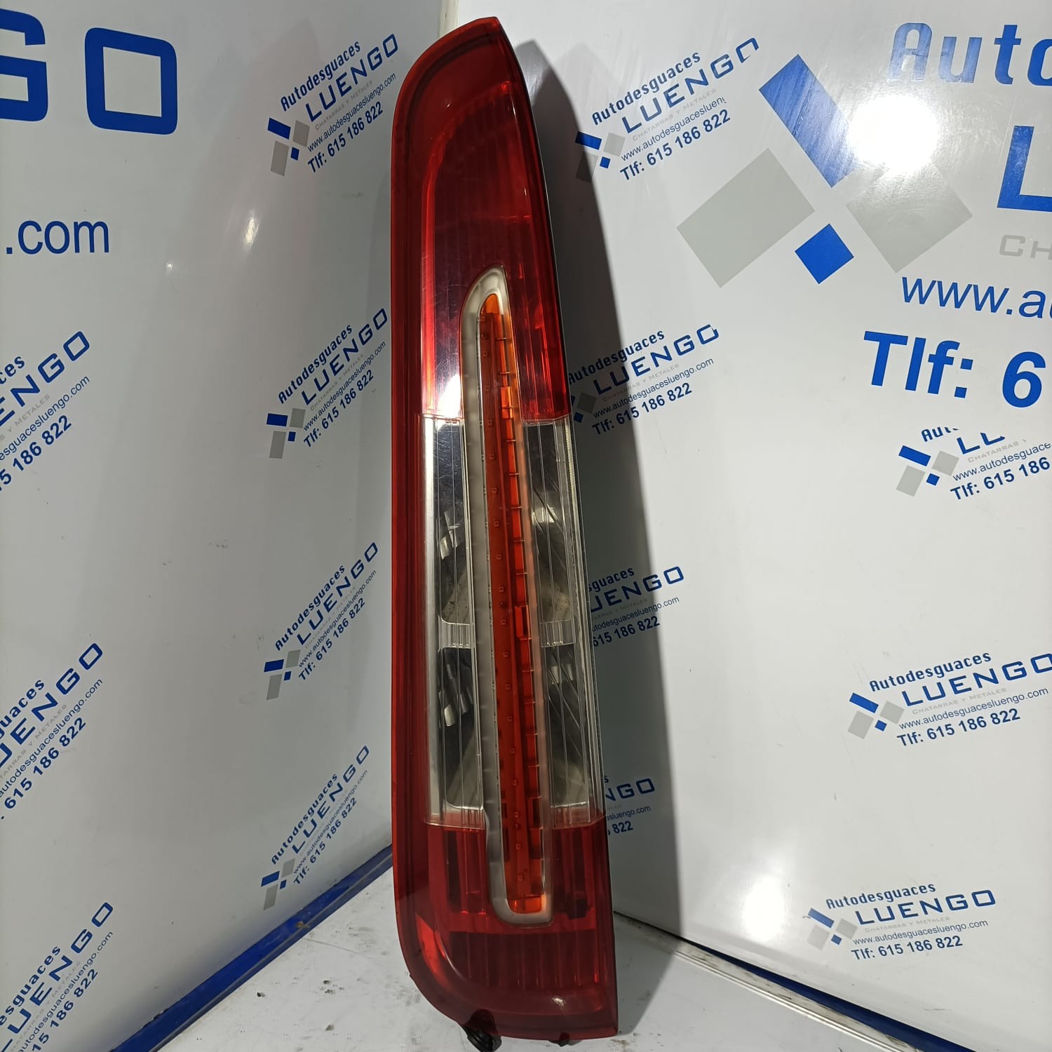 Piloto trasero izquierdo Ford C Max 2007-2009